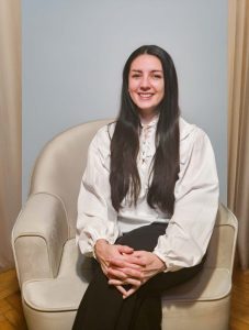 Doctora Ana Belen Gomez Reumatologa